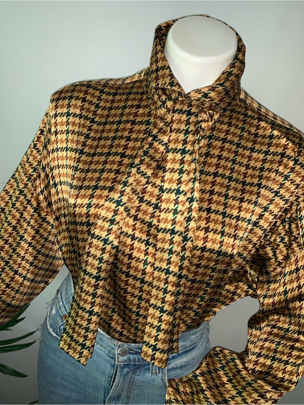s i l k :: Vintage 100% Silk Bow Neck Tie Houndstooth Blouse - Picture 2 of 11